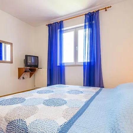 Apartment Mirjana *